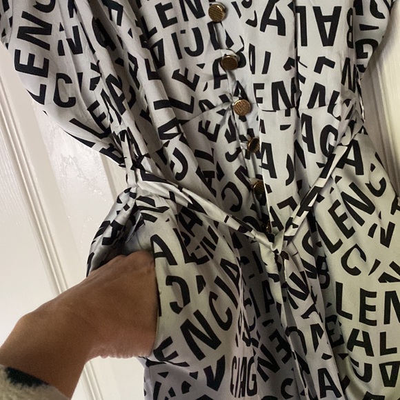 Balenciaga Logo dress - Picture 12 of 16